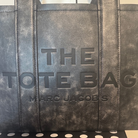 Marc Jacobs Charcoal Leather Tote Bag - Picture 8 of 9